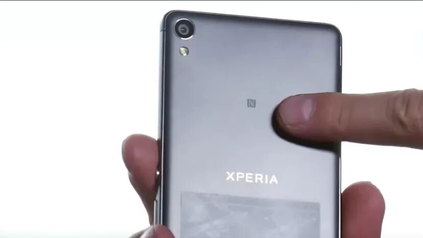 Xperia включается. Xperia xa1 кнопка перезагрузки. Xperia z1 кнопка перезагрузки. Sony Xperia z1 кнопка перезагрузки.