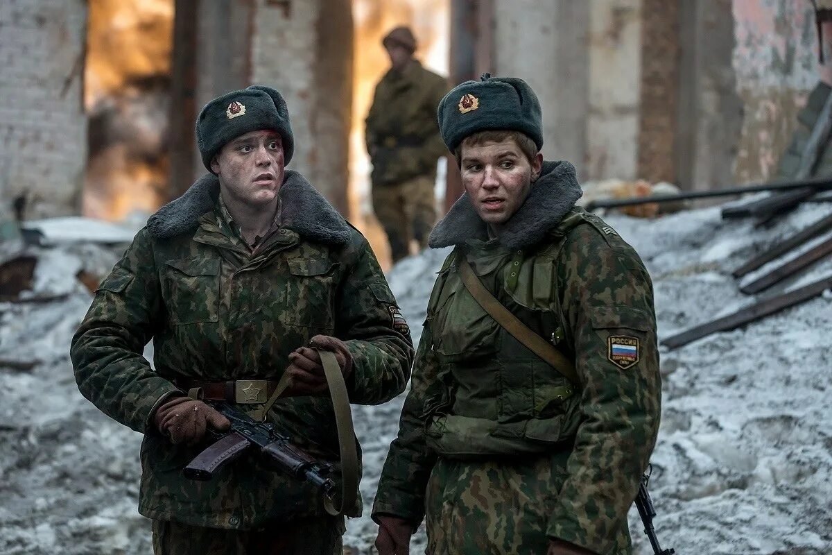 горячая точка сериал хасанов. горячая точка фильм 1998. арсений робак горячая точка. горячая точка какого года. горячая точка фильм 2020.