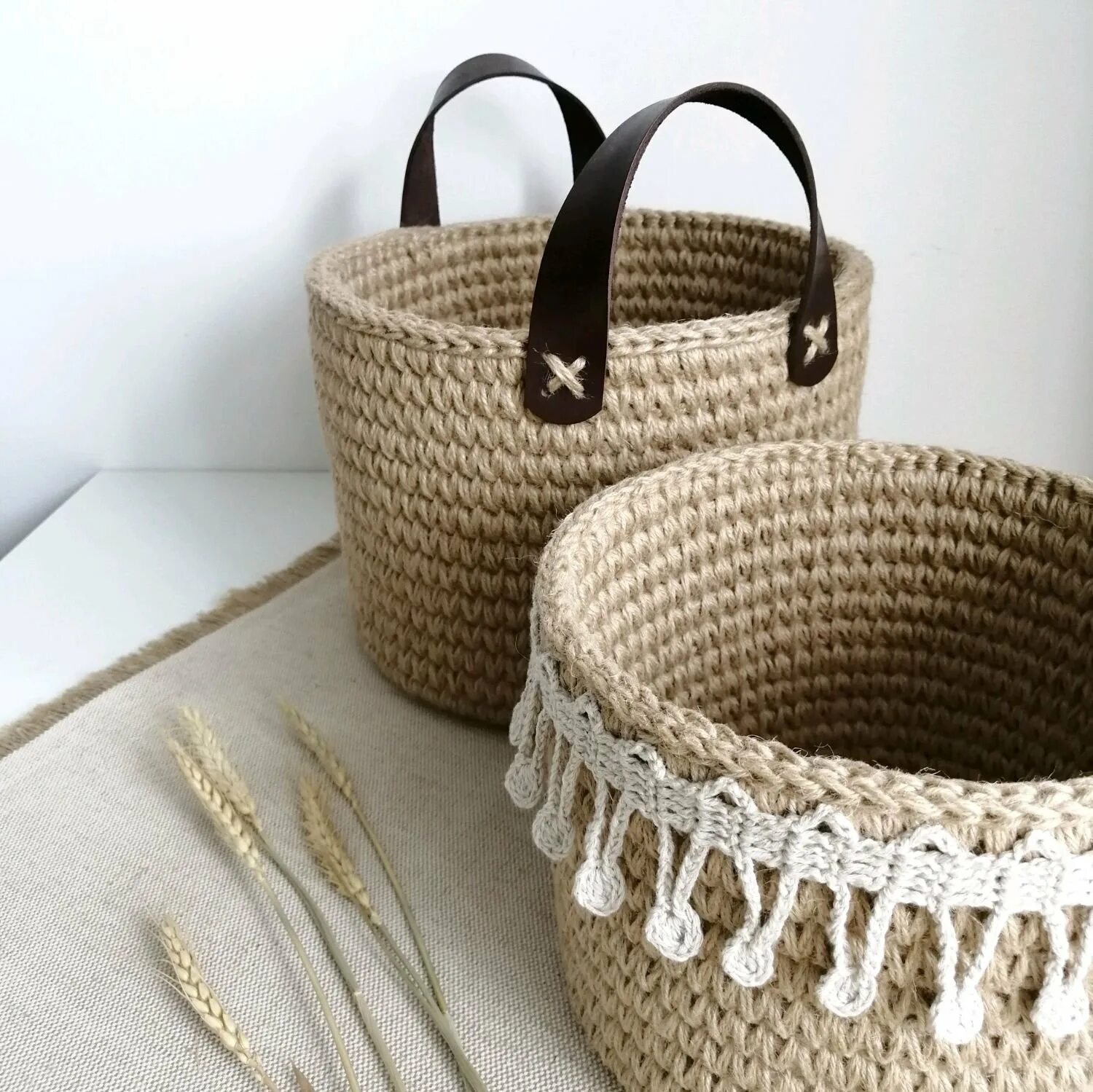 Ikea корзины из джута. Вязаные корзинки. Вязаные корзины из джута. Трикотажные корзинки