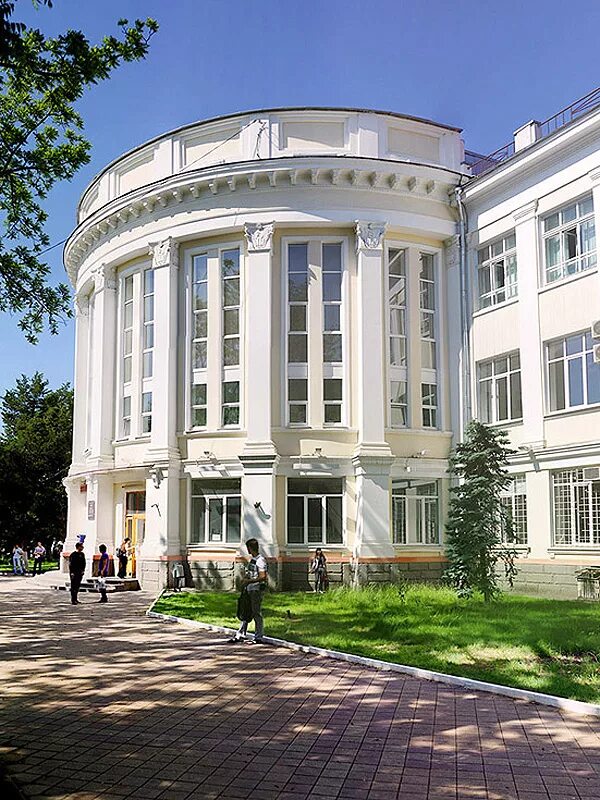 Политех краснодар кубгту. Красная 135 краснодар кубгту. Политех краснодар на московской. Кубанский государственный технологический университет. Краснодар кубанский университет кубгту.