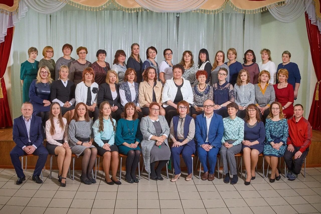 школа номер 3 города ухта. сош 3 ухта. школа номер 3 ухта. эмблема класса. школа номер 3 ухта.