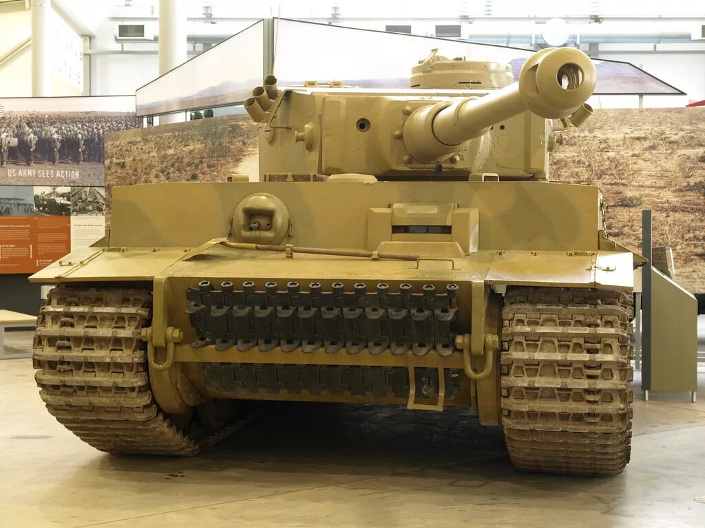 Танк тигр 131. Танк тигр Бовингтон. PZKPFW 6 Ausf h. Танк тигр 2000. Новый немецкий танк тигр