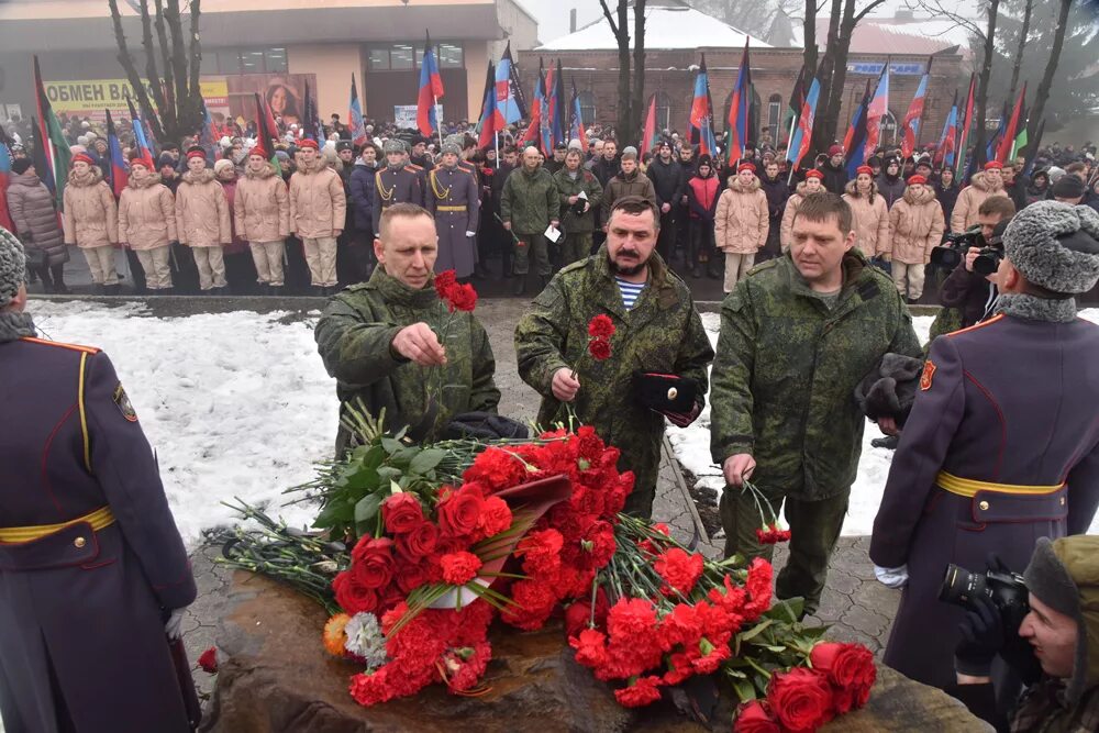 Группы дебальцево днр. Боец батальона спарта днр. Освобождение дебальцево. Освобождение дебальцево 2015. Группы дебальцево днр.