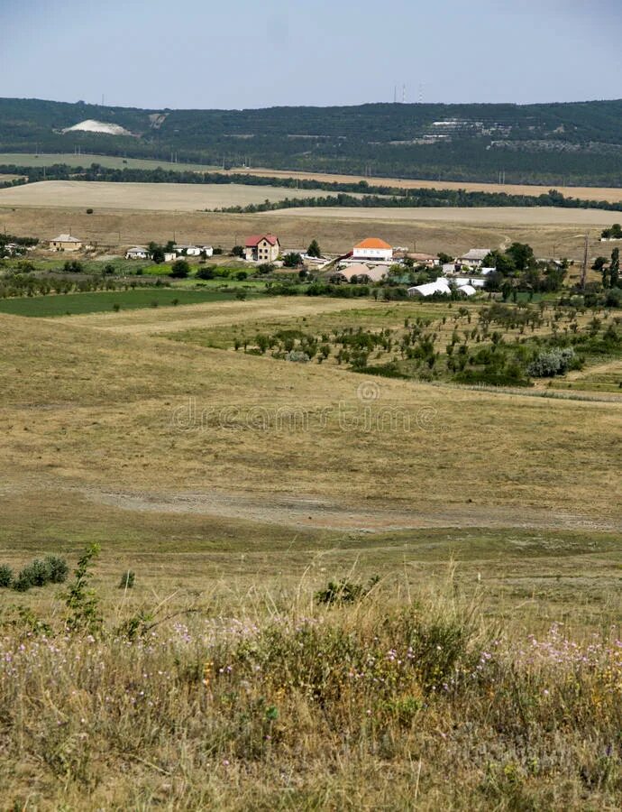 Деревня степь. Деревня в степи. села в степи. крым степь деревни. крымская степь.