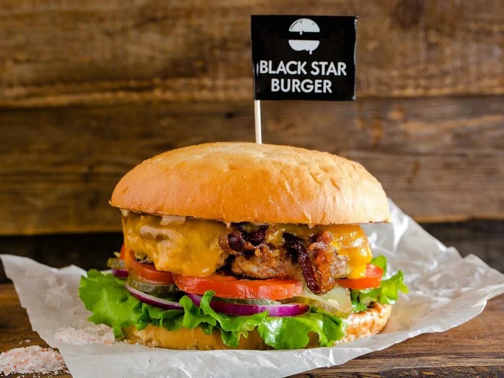 Тимати Блэк Стар бургер. Black Star Burger черный бургер. Кафе Тимати бургер. Black Star Burger чизбургер. Бургер лабинск