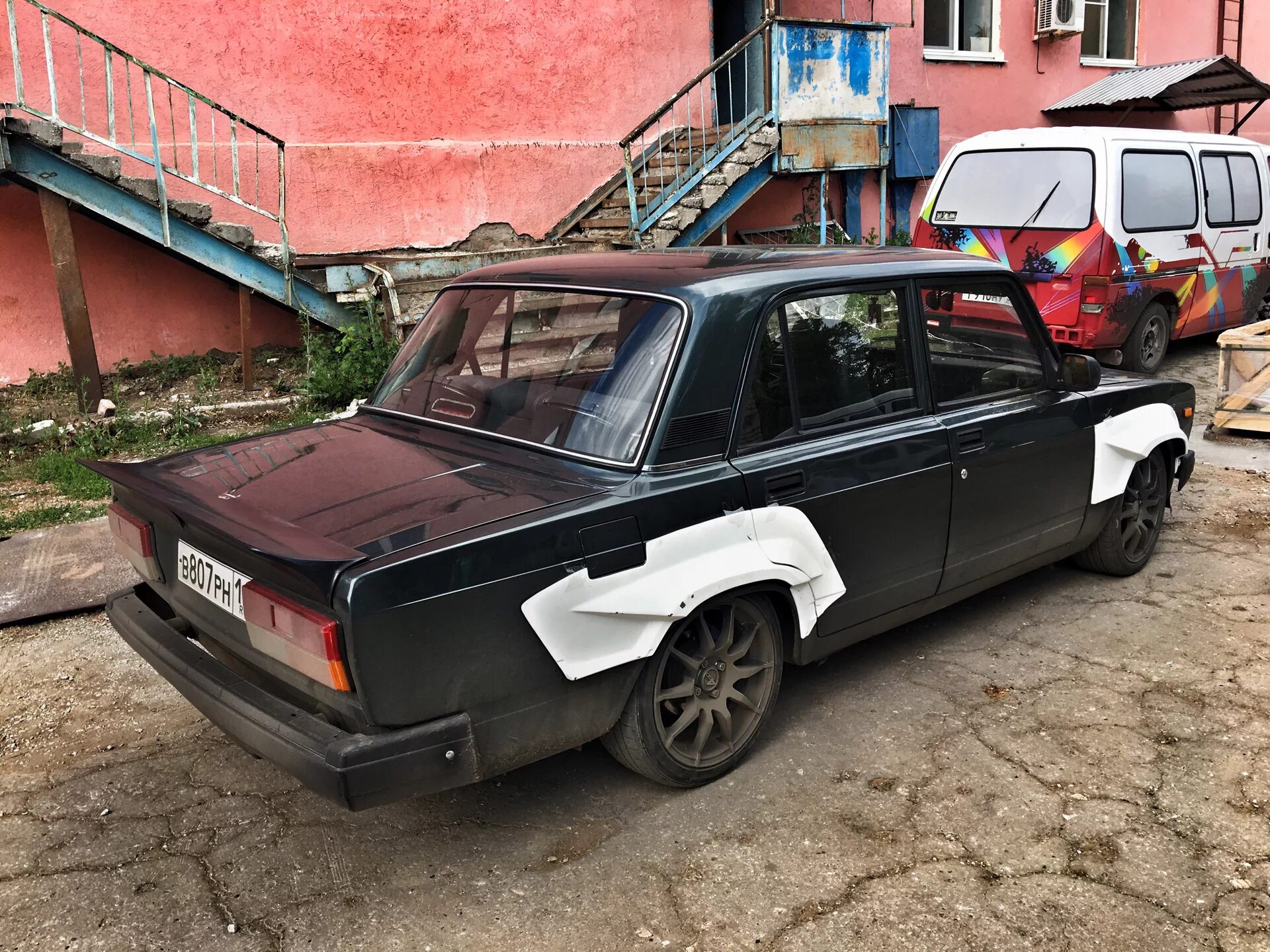 Ваз 2107 mca. Расширение на ваз 2107. Расширение на ваз 2107. Обвес на ваз 2107. Расширение кузова ваз 2107.