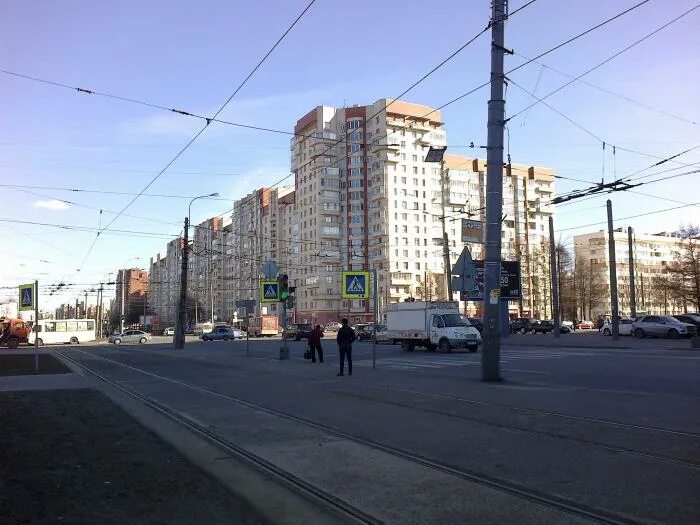 Санкт петербург ул партизанская. Псков ул. Перекресток партизана германа и ветеранов. Улица партизанская спб. Партизанская 17 литера д.