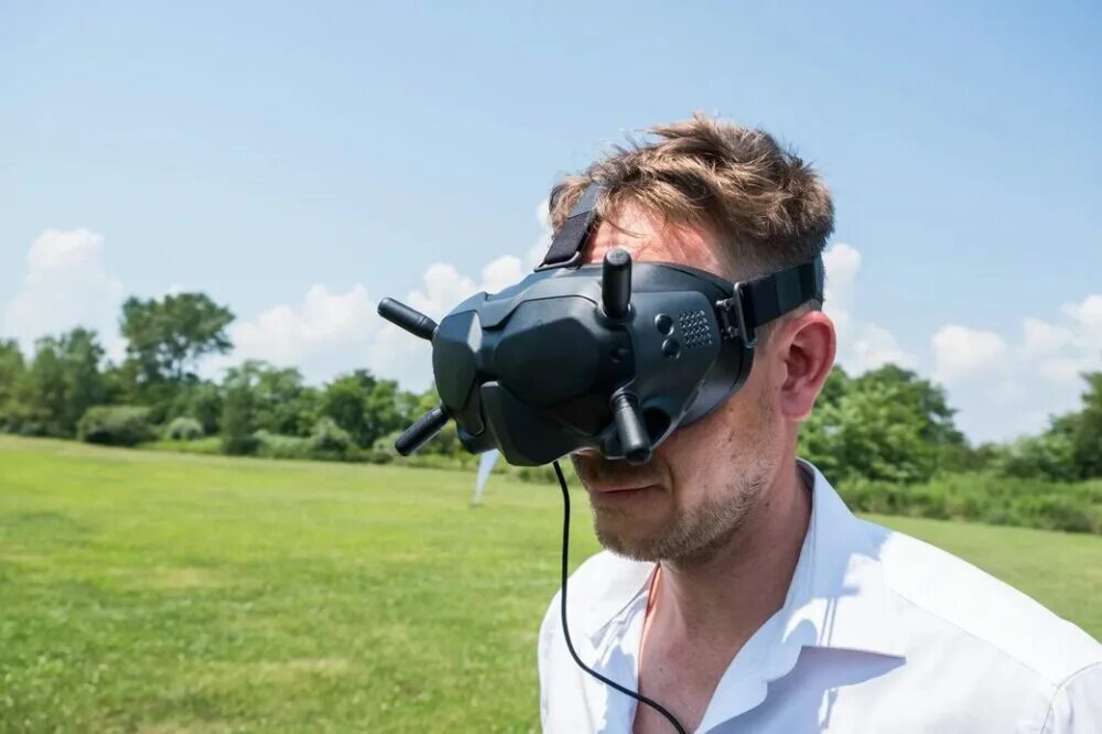 Очки v2 dji fpv. Очки dji fpv goggles v2. dji шлем fpv. шлем dji goggles. фпв очки для дрона.