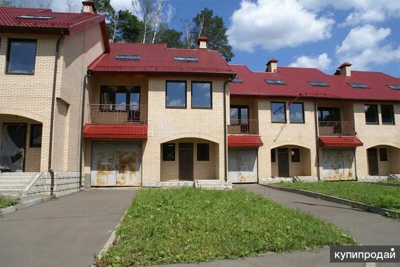 Опалиха коттеджный поселок красногорск. Дома в деревне опалиха. Улица арктическая опалиха дома. Новая опалиха таунхаусы. Снт опалиха красногорск.