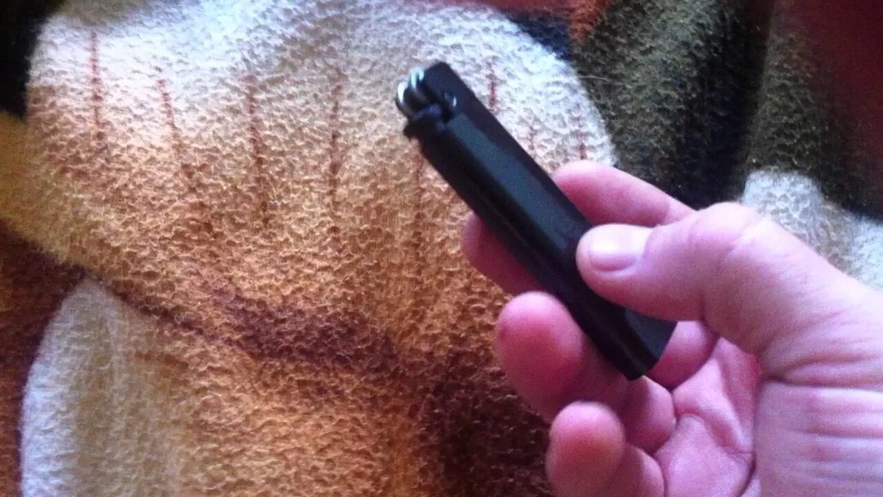 Фокусы с зажигалкой. Фокусы с зажигалкой. Кручу зажигалку. Лайфхак с зажигалкой. Искра для зажигалки кремень.