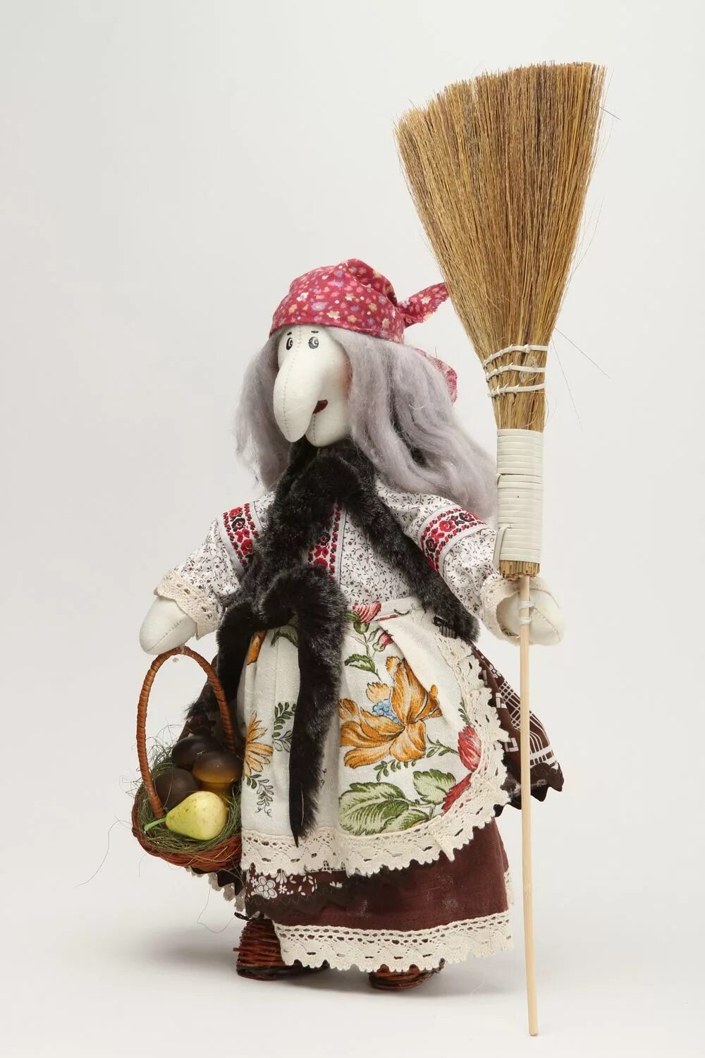 Баба Яга игрушка интерьерная. Необычная кукла баба Яга. Баба Яга кукла ручной работы. Текстильная кукла баба Яга ручной работы. Купить игрушку баба