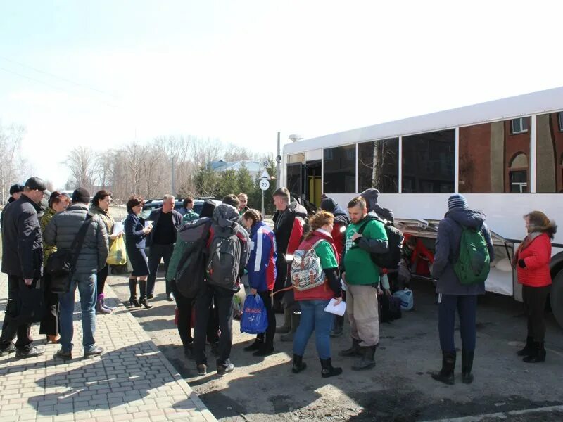 Погода в зеленом доле петропавловского района. Петропавловский район село зелёный дол. Зелёный дол Алтайский край. Зелёный дол Алтайский край Петропавловский район школа. Гонки в зеленом доле Петропавловского района.