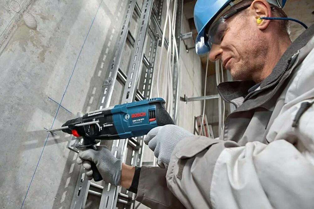 Какой перфоратор выбрать для работы. Перфоратор bosch gbh 2-28 dfv. перфоратор bosch gbh 3-28e. перфоратор gbh 2-28 dfv l-boxx bosch 0.611.267.201. перфоратор bosch gbh 5-40 dce 0.611.264.000.
