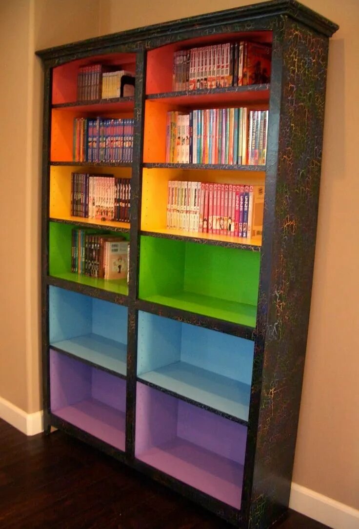 Книжные полки. Книжный шкаф. Стеллаж разноцветный. Цветные полки.