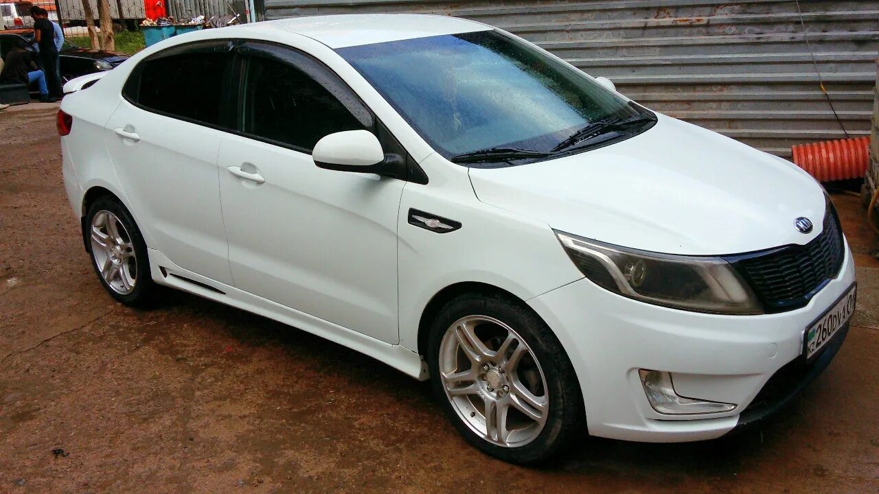 Rio 17. Kia Rio 3 r17. Kia Rio r17. Kia Rio 17. Kia Rio на 17 дисках.