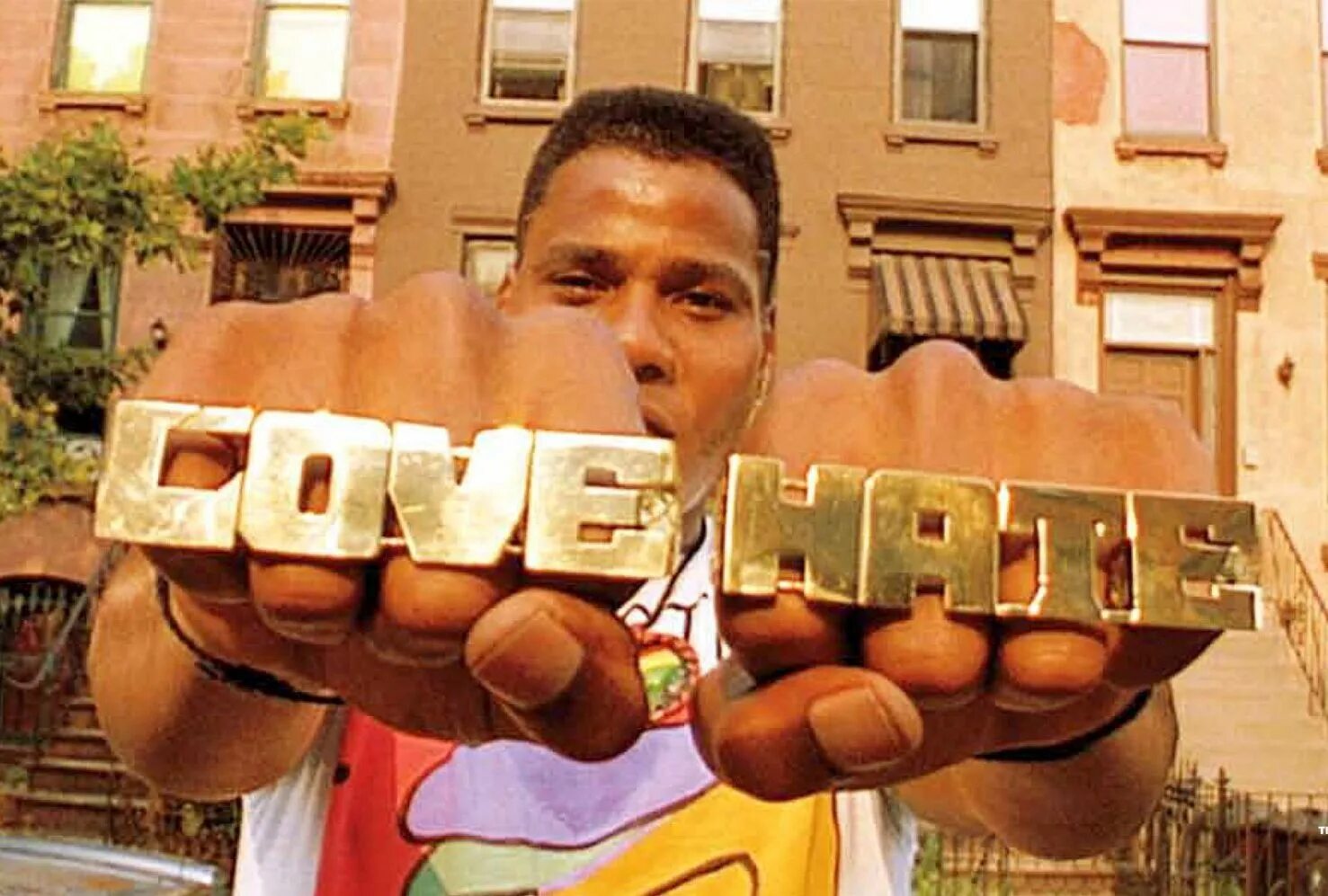 Look and hate. Do the right thing фильм. Do the right thing 1989. Делай как надо / do the right thing (1989). Сделать как надо фильм.