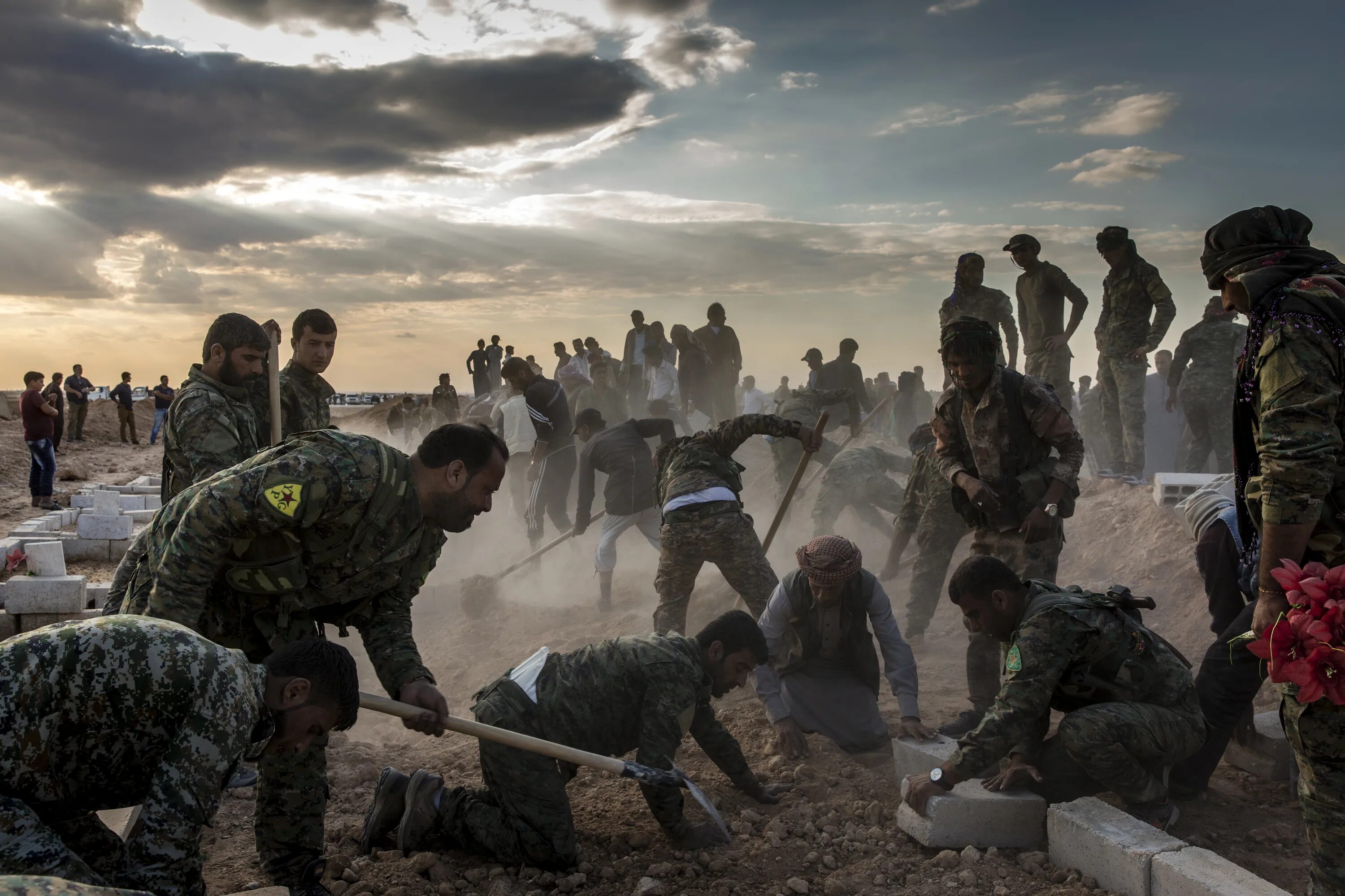 головорезы человека. мусульманские головорезы. головорезы человека. головорезы человека. чвк вагнера в сирии джамбо.