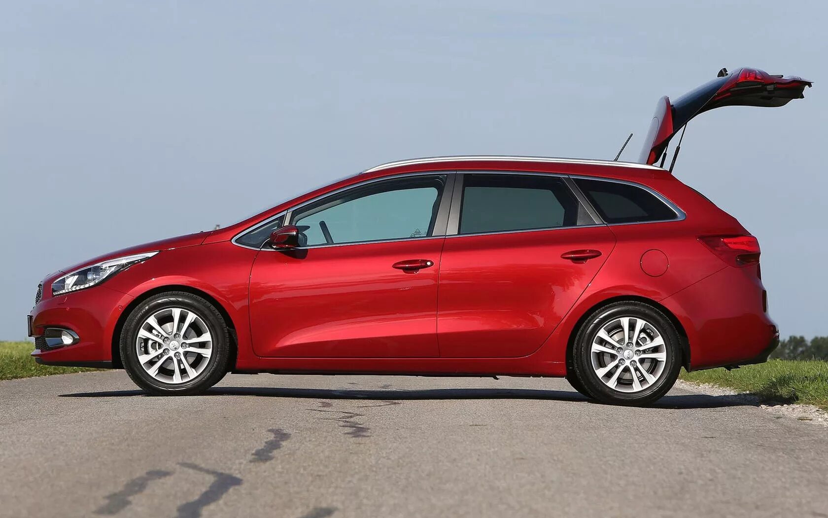 Kia Ceed SW. Kia Ceed 2 SW. Kia Ceed SW универсал. Kia Ceed SW 2014. Машина киа сид универсал