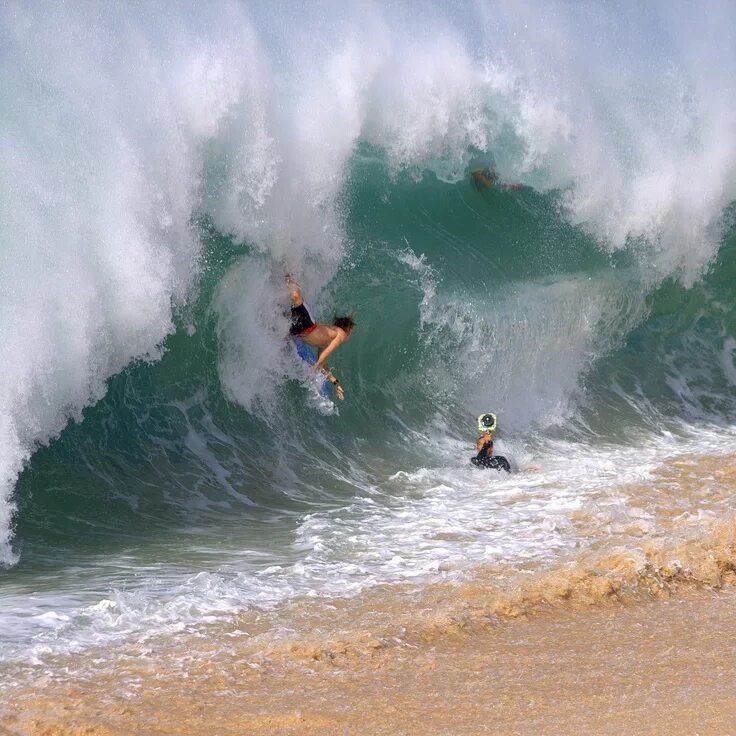 Шри ланка волны. Волна banzai pipeline. Волна джоуз гавайи. Маверик волна. Пляж больших волн.
