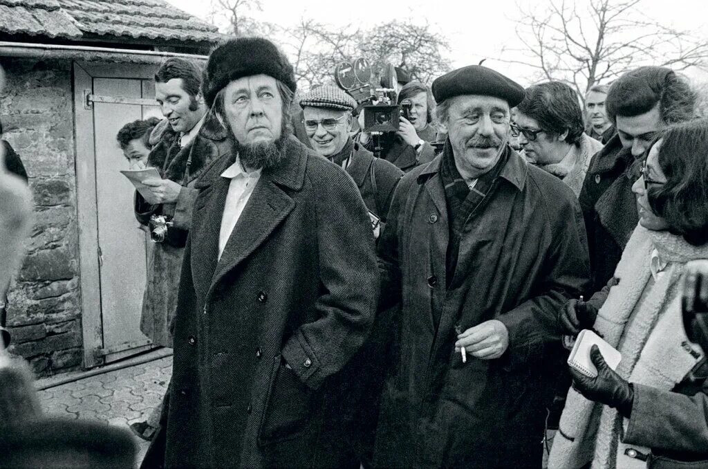 Высылка солженицына 1974. Солженицына. Интеллигенция солженицына 17. Интеллигенция солженицына 17. Интеллигенция солженицына 17.
