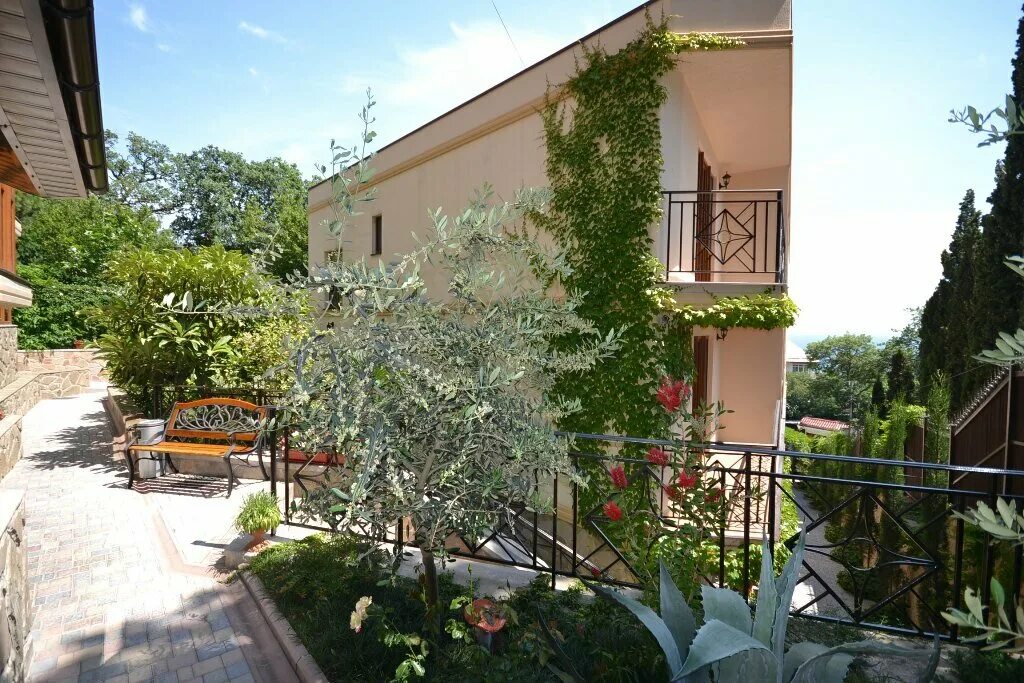 гостевой дом баттерфляй крым. баттерфляй мисхор. мисхор крым баттерфляй официальный сайт. алупкинское шоссе 40б. гостевой дом баттерфляй мисхор.