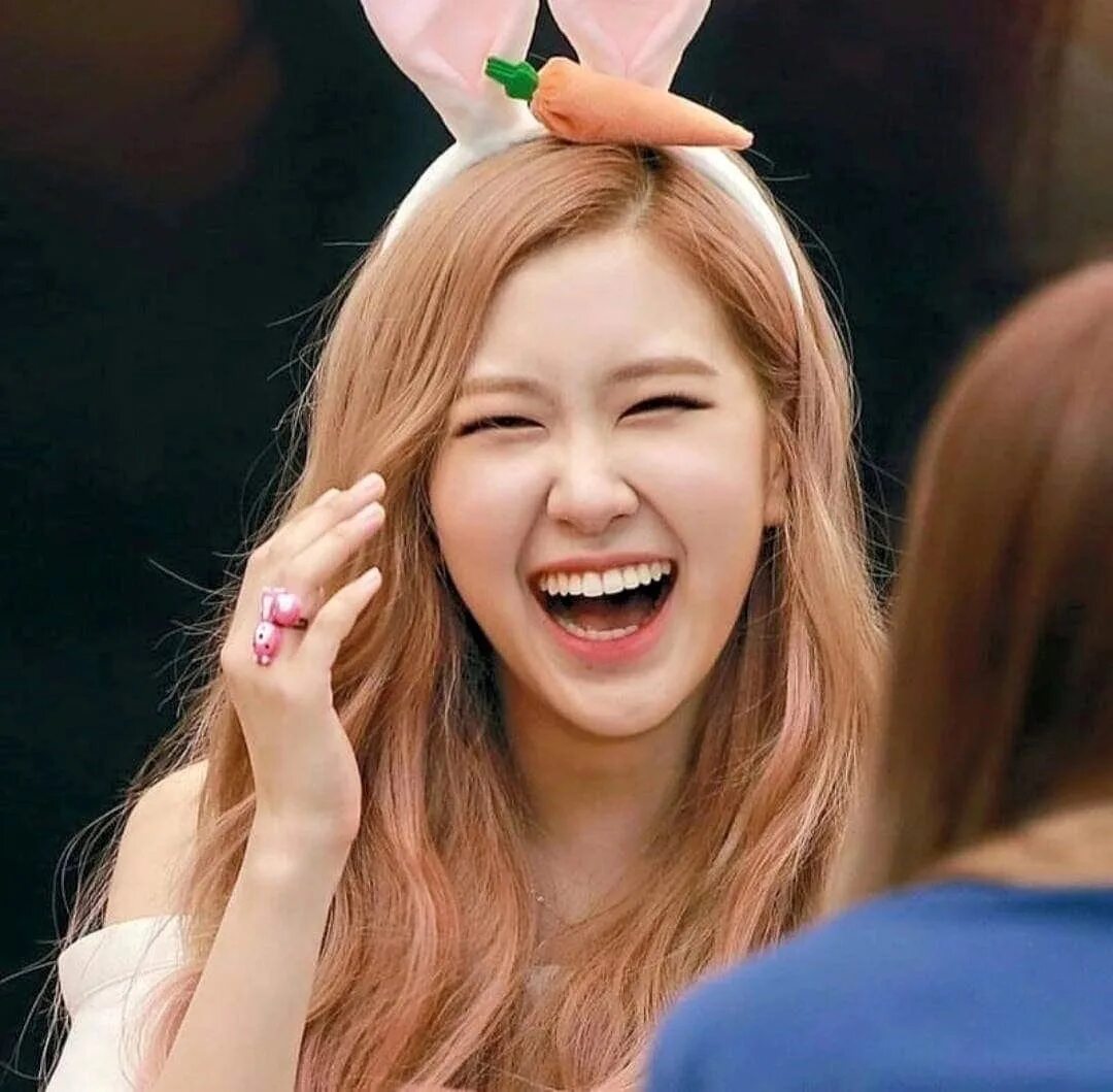 розе удивлена