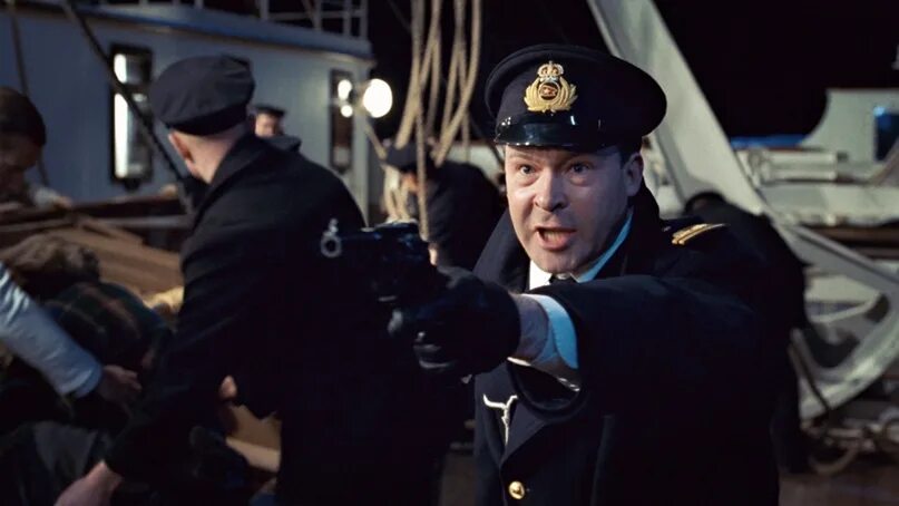 Офицер ли. Титаник офицеры ВК. Полицейская палуба Титаник. 1 Офицер Титаника Уильям Мердок в реальности.