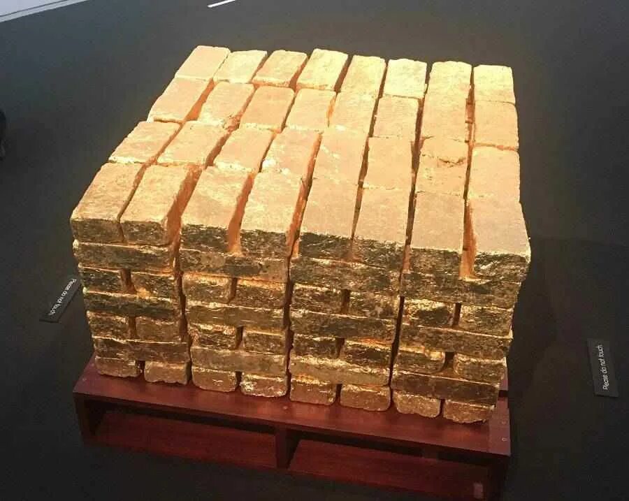 Золото фон. Золотой кирпич. Кирпич из золота. Золотой кирпич. Золотистый кирпич.