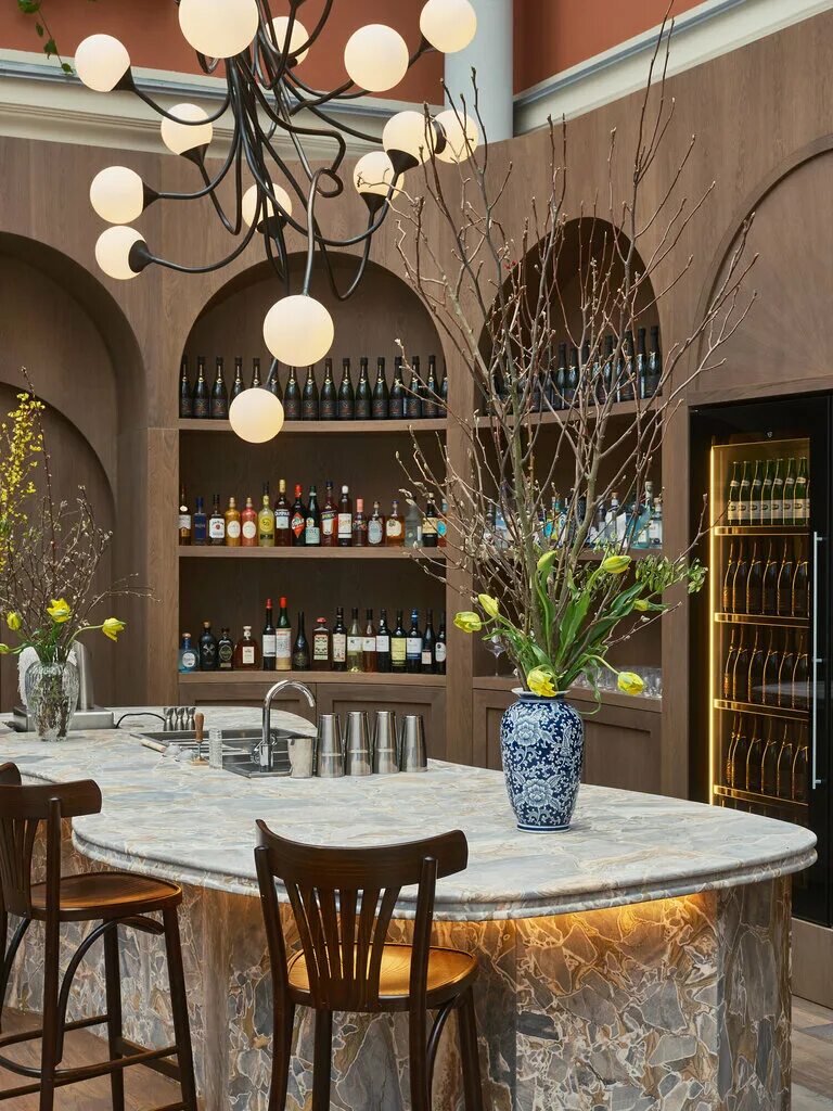 Кафе на бронницкой спб. Ресторан joli восстания 45. Joli спб ресторан. Джон джоли новослободская. Особняк мясникова ресторан.