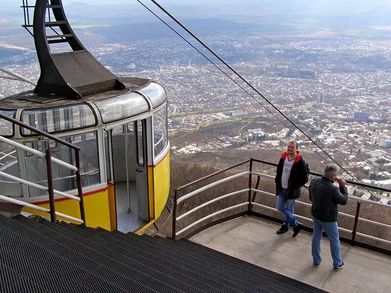 Пятигорск канатка на машук. Пятигорск гора машук канатка. Гора машук канатная дорога. Пятигорск фуникулер на машук. Пятигорск,на гору машук,фуникулер.