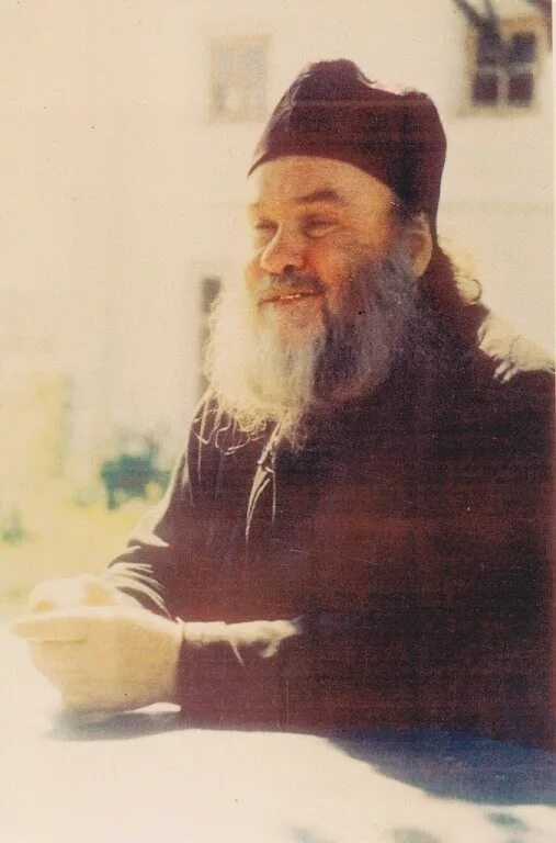 Рыльский монастырь старец ипполит. Архимандрит ипполит халин. Рыльский монастырь старец ипполит. Исцеляющий старец. Исцеляющий старец.