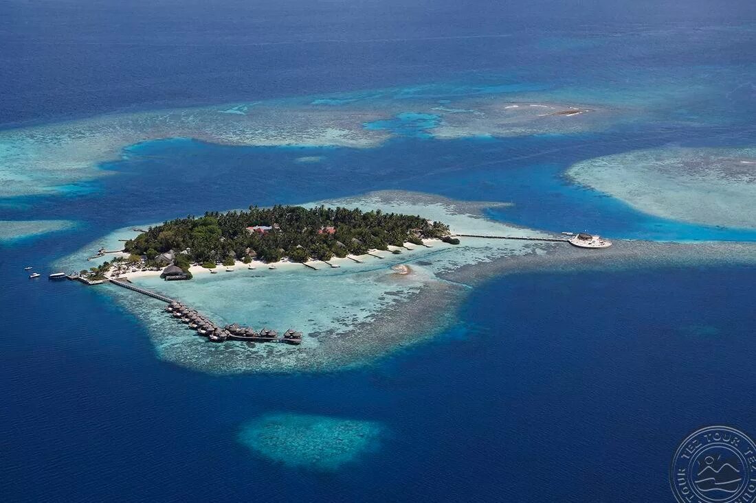 Остров 6 б. Сан Айленд Мальдивы. Велассару Мальдивы. Velassaru Maldives 5 Мальдивы. Мальдивы остров Сан Айлэнд.