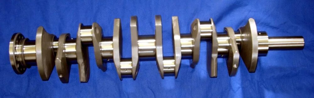 Коленвал цилиндр. Коленвал 168f-2 (цилиндрический вал d19) (радиус кривошипа 27 мм). Цилиндровый для подшипников. Коленвал 243 под шпонку. 8.