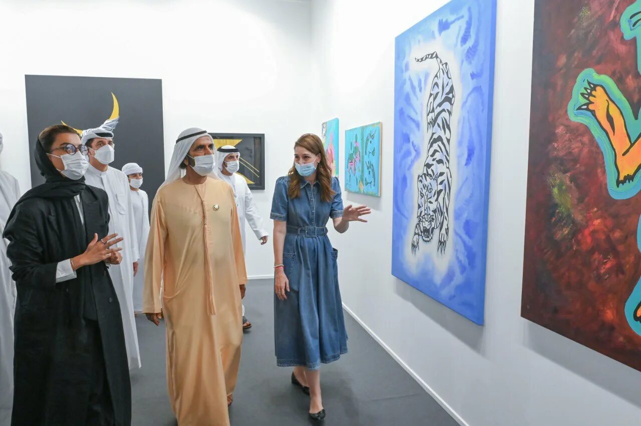 World art dubai 2024. Музей современного искусства дубай. Арт дубай 2023. World art dubai 2024. Арт выставка в дубае.