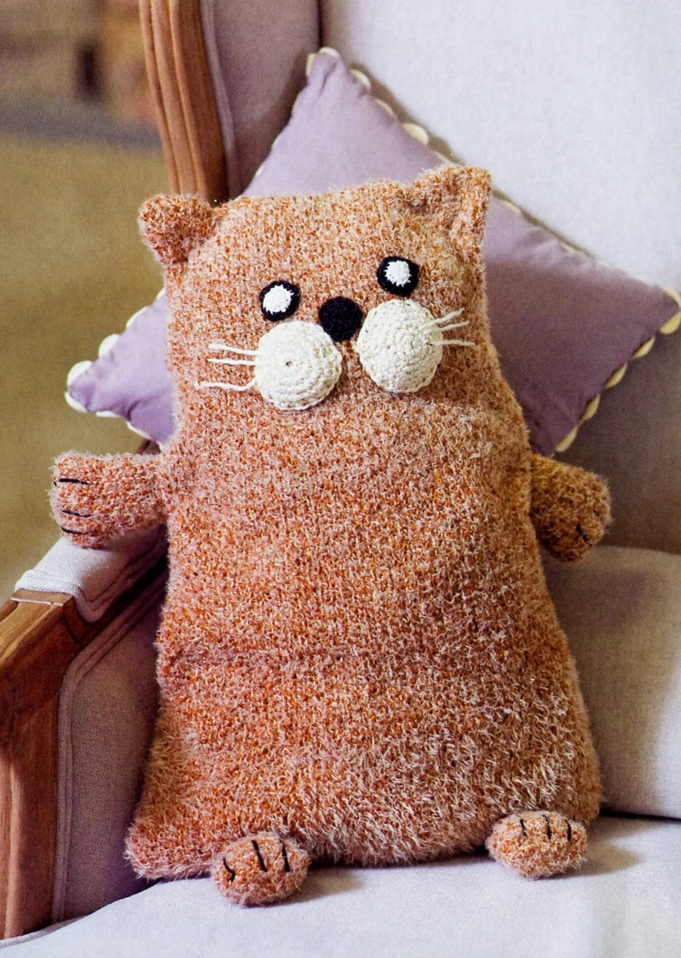 вязаные подушки игрушки. вязаная подушка кот. вязаная подушка кот. вязаные подушки игрушки. вязаная подушка кот.