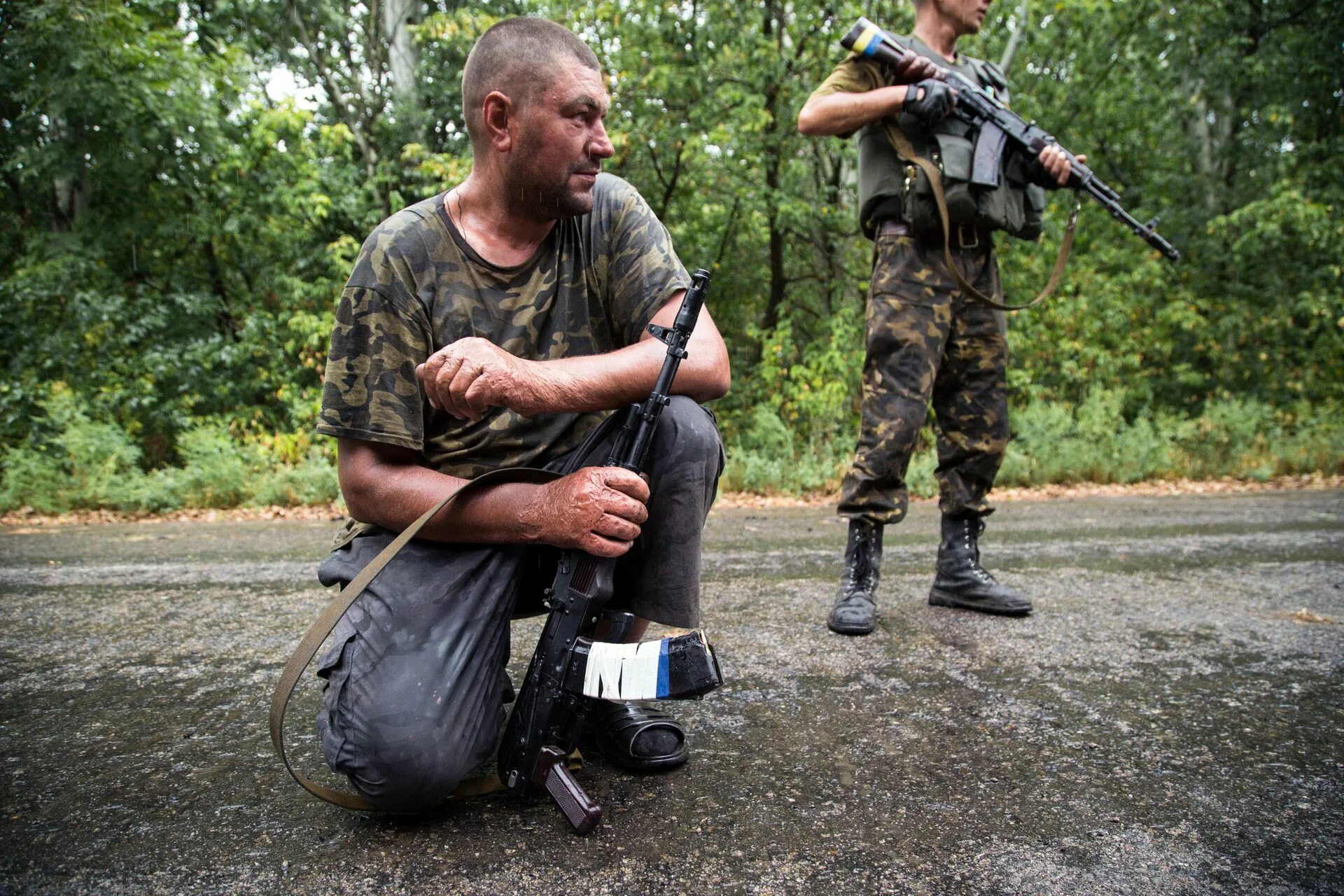 Жестокость на войне в Украине. Oleksandr Ratushniak новейшие фотографии. Связь на войне на украине