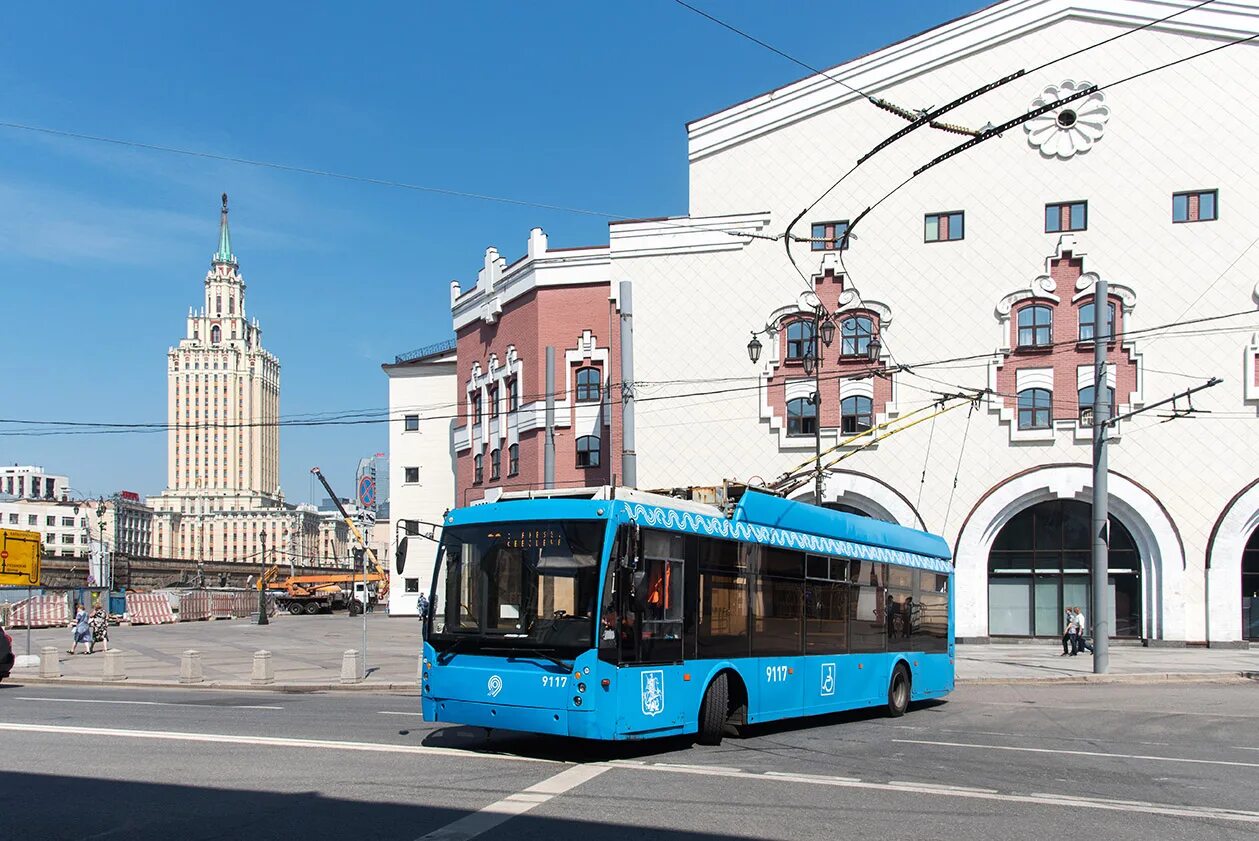 Троллейбусы выпускают в городе. Троллейбус Тролза Курск. Тролза 5265. Тролза-5265.00 Москва. Тролза-5265.00 «Мегаполис».