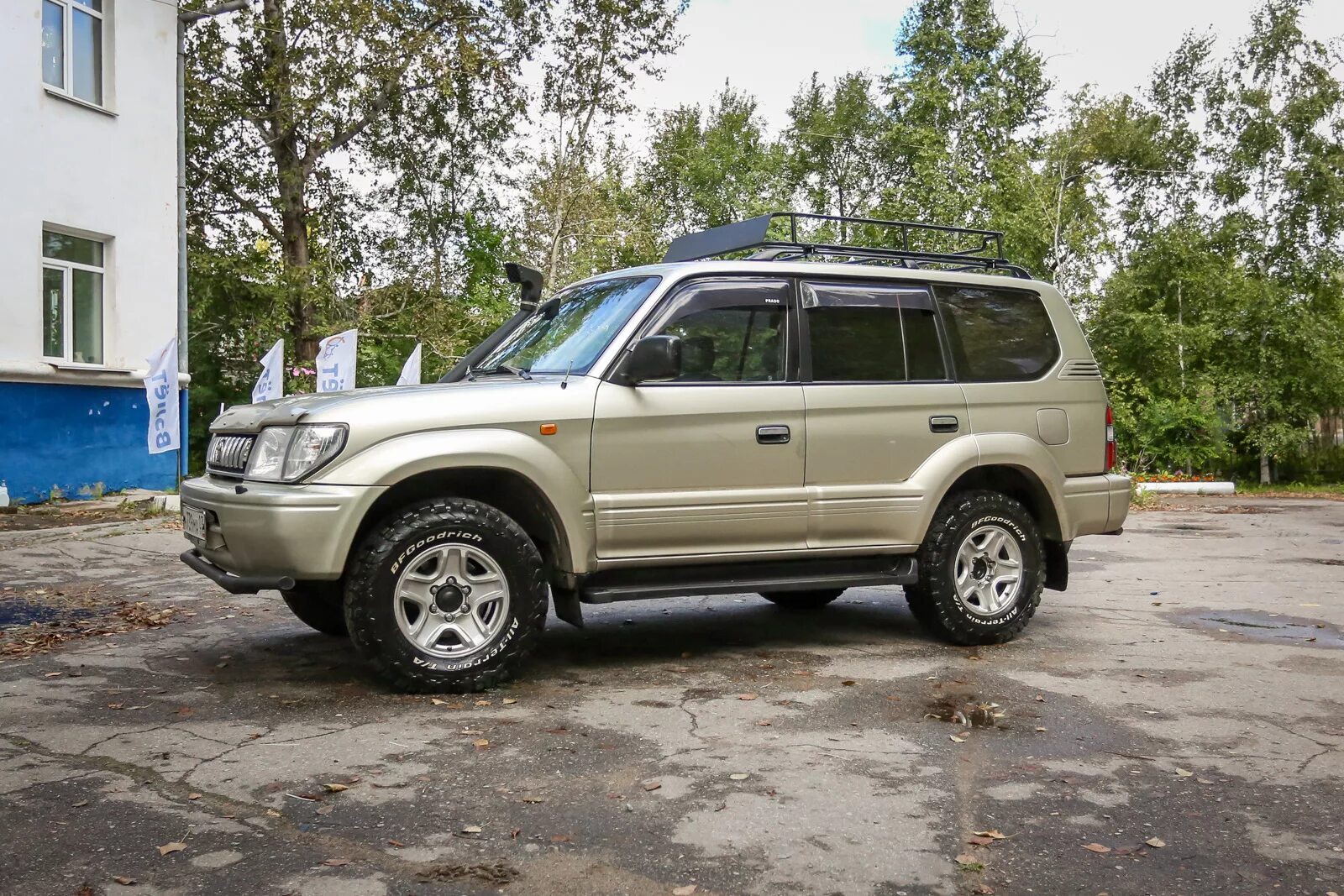 Toyota land cruiser prado 90 offroad. Шины r16 на ландкрузер 90. Прадо 95 размер резины. Диски keeler prado 150. Колесо прадо 90.