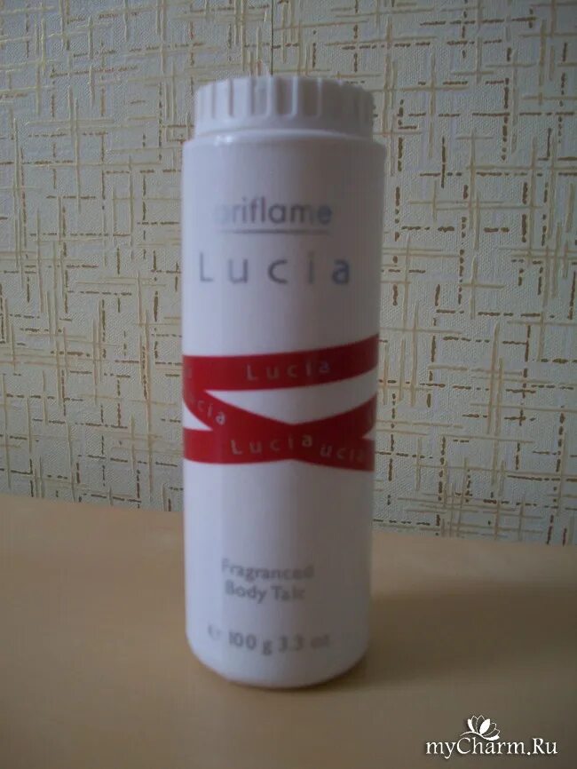 Тальк для чего. Орифлейм тальк люсия. oriflame lucia тальк. орифлейм тальк для тела люсия. тальк volare oriflame.