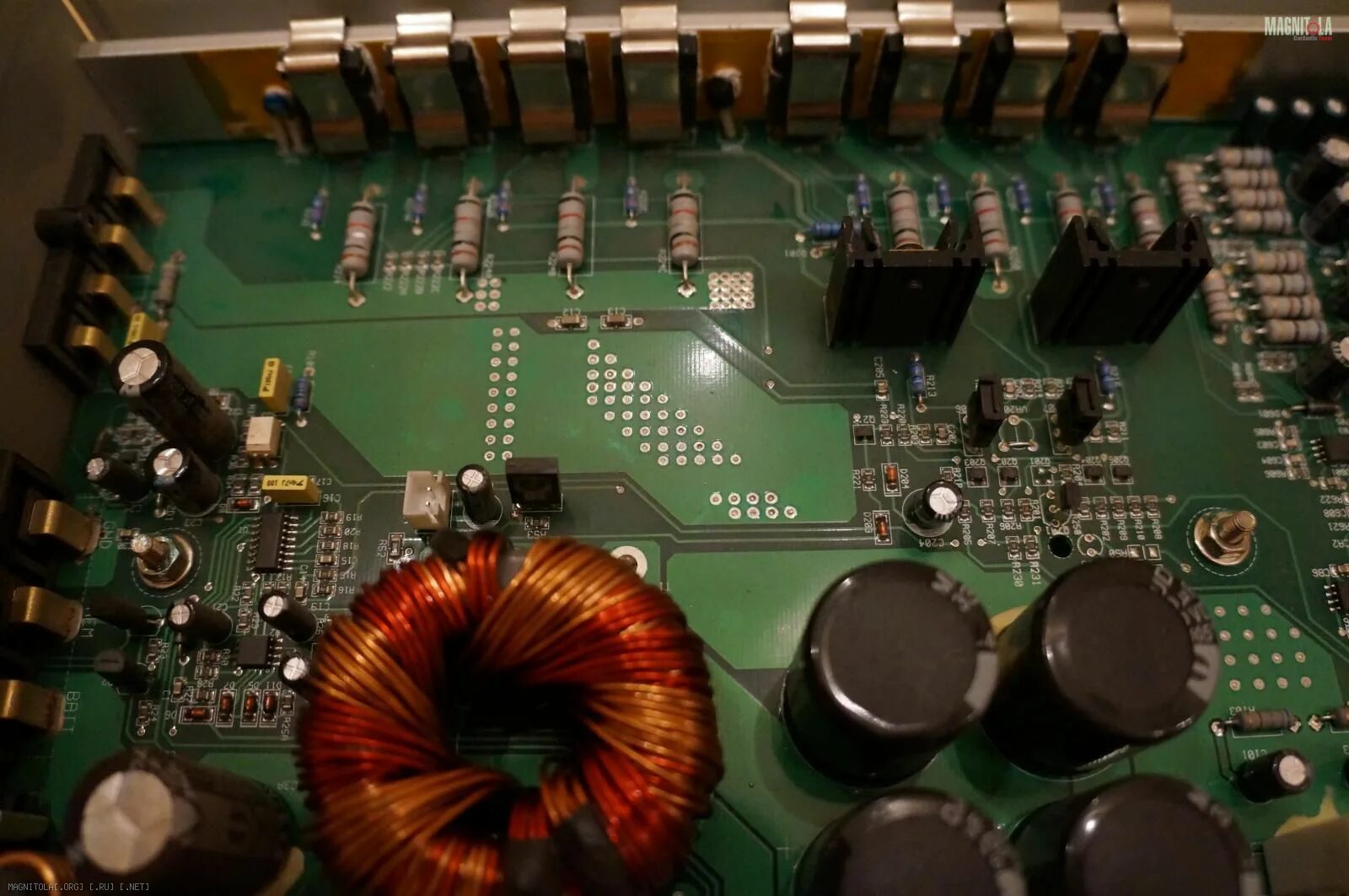 Amp mass 500 12d2 короб. Амперметр ad-721 цифровой на панель 72х72. Dls matador 12. Dls ma 12, усилитель. Усилитель dls 2 канальный.