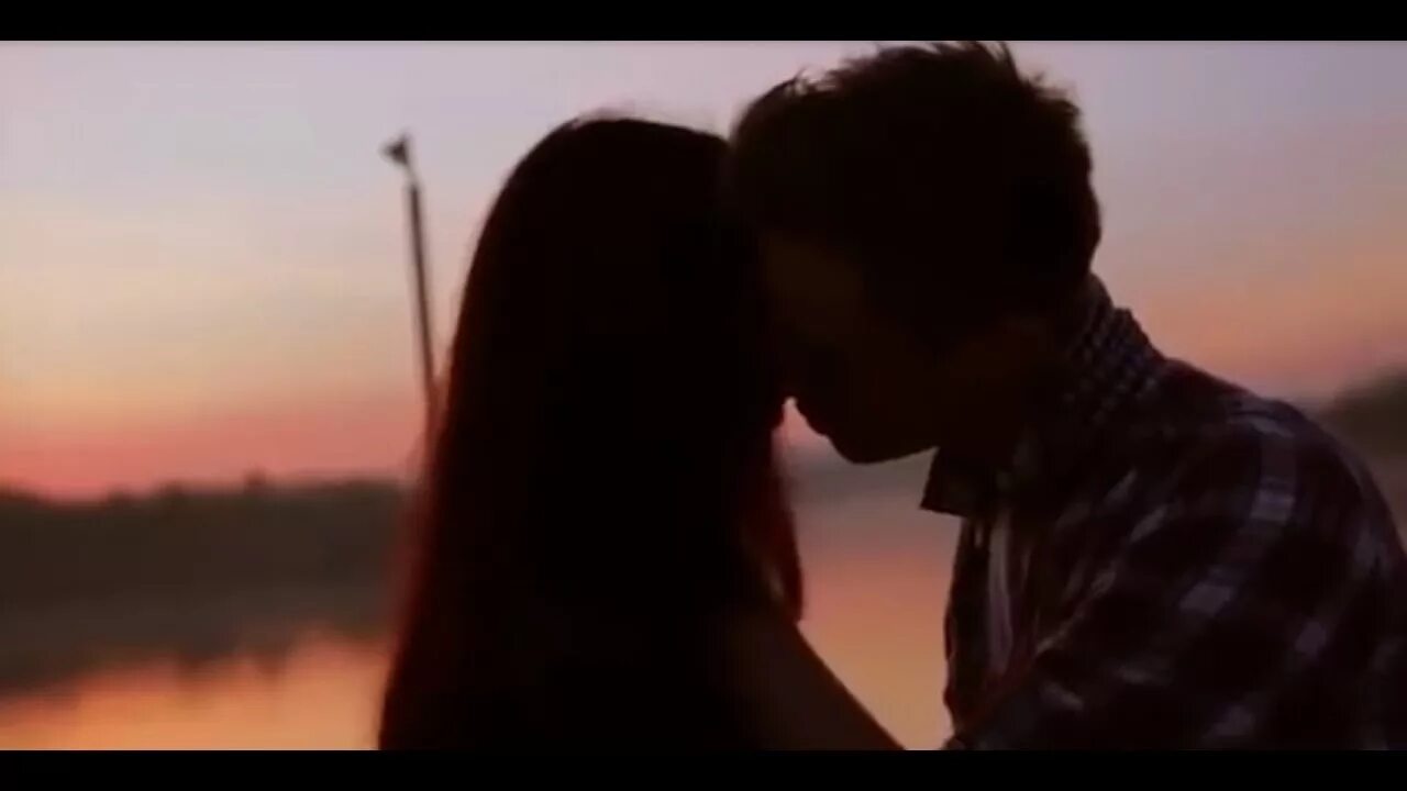 The look twoxi. Мияги моя половина клип. Актриса клипе coco каспийский груз. Актриса клипе coco каспийский груз. Половина моя половина моя.