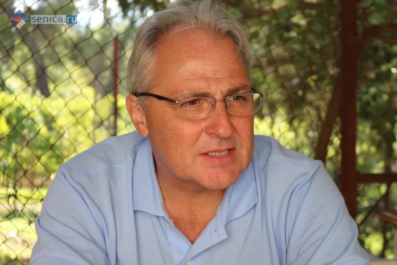 капустин владислав валентинович. красный крест фото. гендиректор мккк петер маурер биография. президент анапы. чупров евгений адольфович.