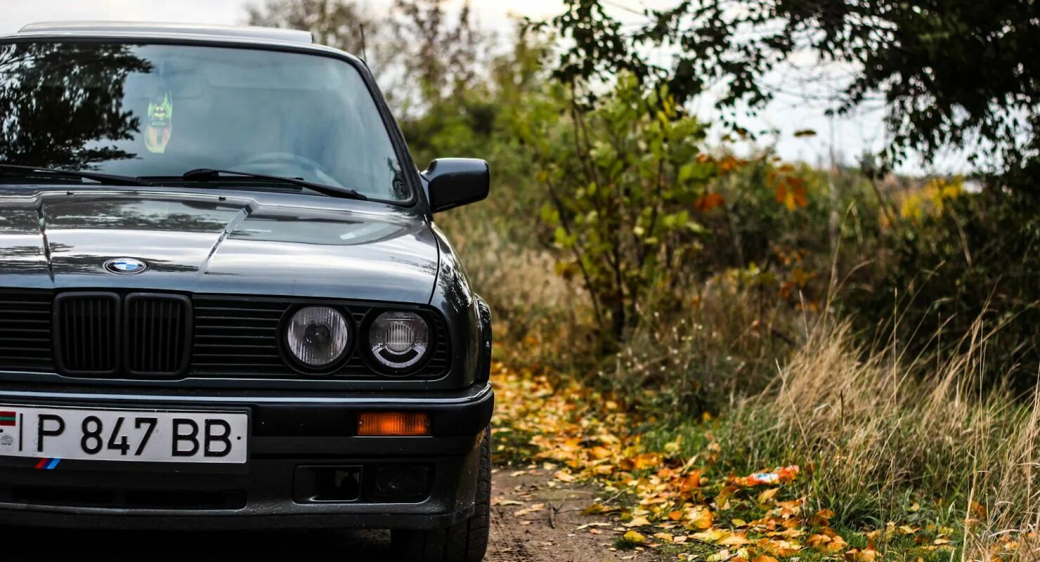 BMW 3 Series (e30). BMW e30 2 Generation. BMW 3 Generations. Third Generation BMW 3 Series.