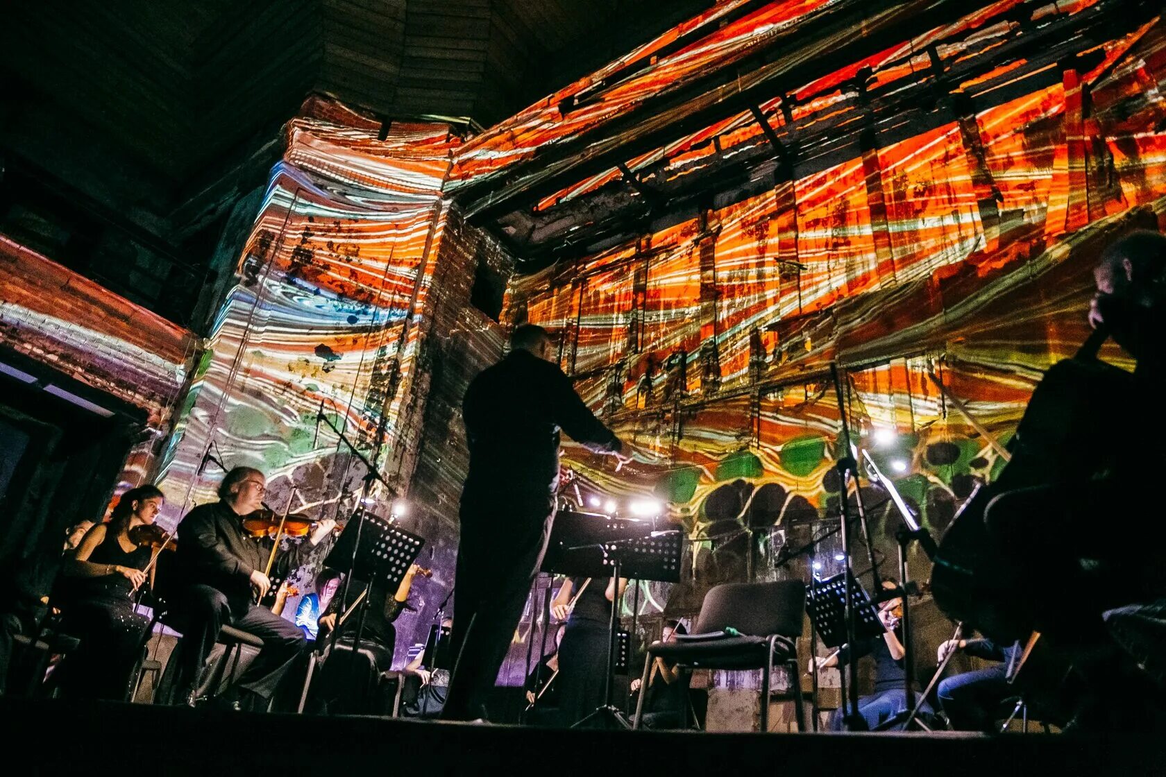 Year concerts. Offstage концерт. Ок концерты. Year concerts. Группа звери концерт в москве 2022.