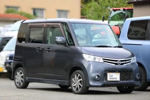 Nissan roox