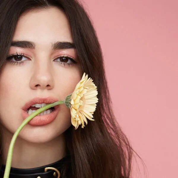 New rules dua. Дуа липа New Rules. Dua Lipa Gucci. DUALIPA улыбка. Dua Lipa логотип.