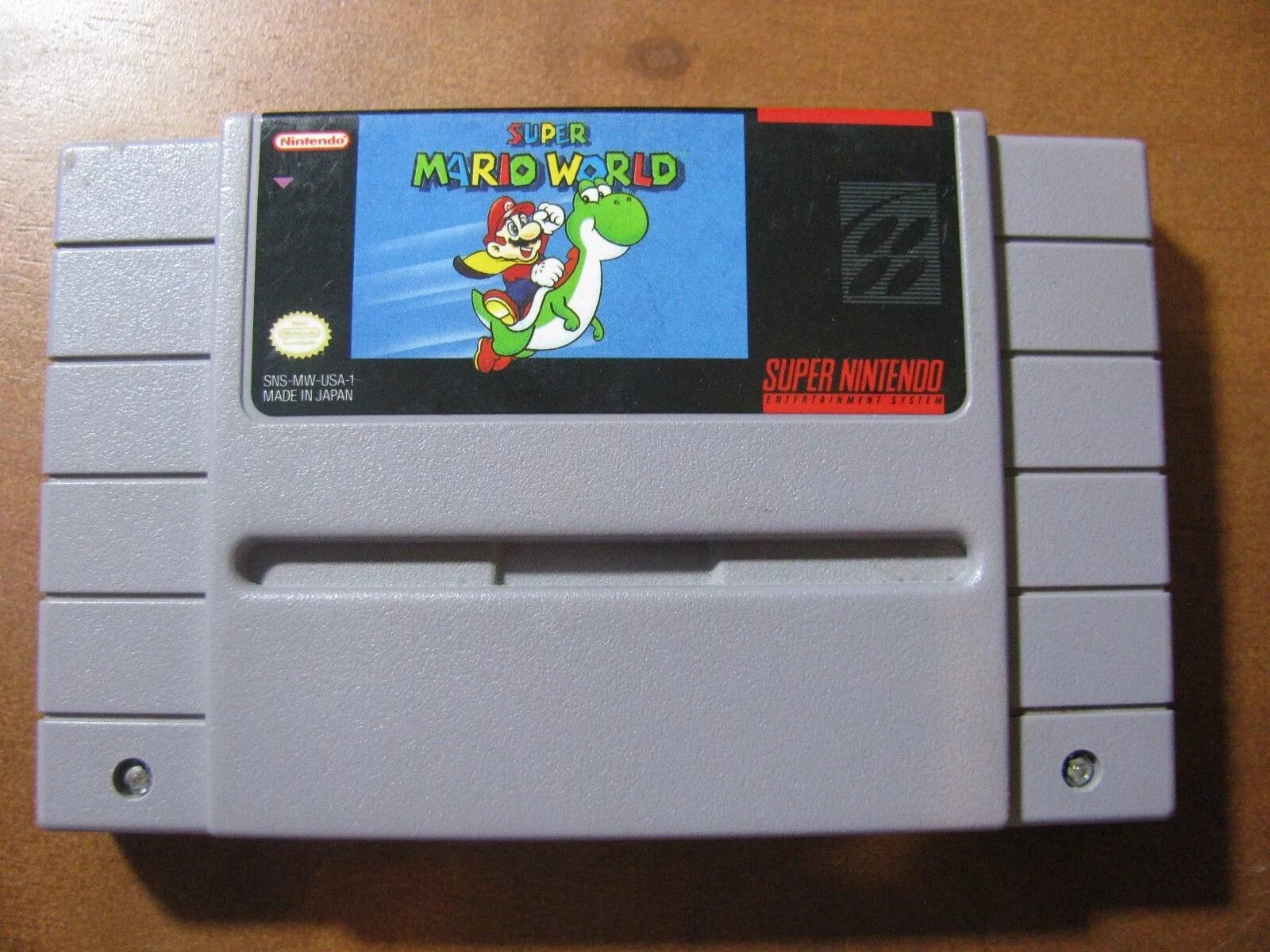 Картриджи nintendo nes. Картриджи для супер нинтендо 16 бит. Картридж супер нинтендо плата. Супер нинтендо картриджи. Картридж doom snes.