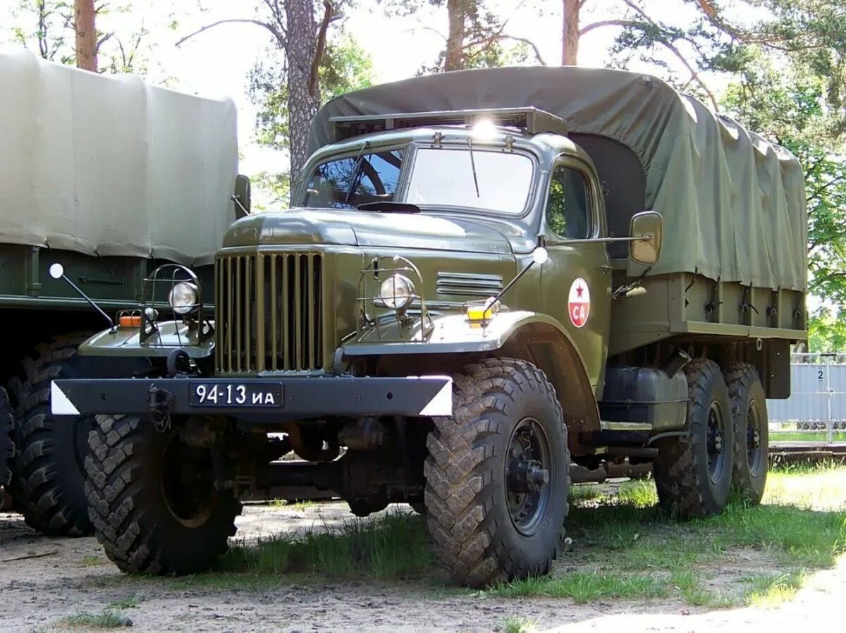 Военный грузовой автомобиль. ЗИЛ 157 военный. Военный грузовик ЗИЛ 157. ЗИЛ 157 6x6. ЗИЛ-157 грузовой автомобиль.