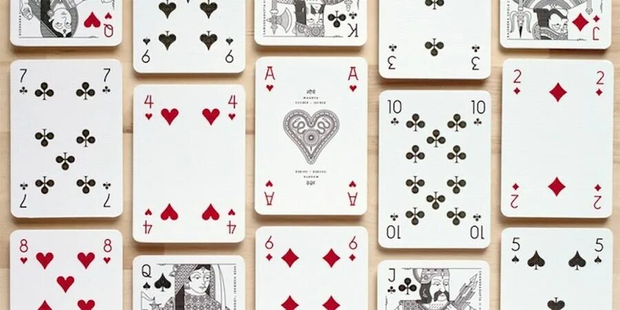 Игра в карты с мистером. Standard 52-Card Deck. Самодельные азартные карты. Дизайн игральных карт. Карточные проектные игры.