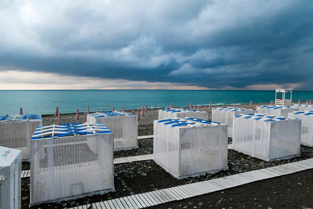 Сочи парк отель 3 пляж летом. Сочи парк отель, оздоровительный комплекс 3*. Сочи парк отель 3 пляж. Пляж белый лотос сочи. Адлер пляж сочи парк отель.